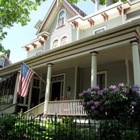 The Bacchus Inn Bed & Breakfast Кейп Мей Екстериор снимка