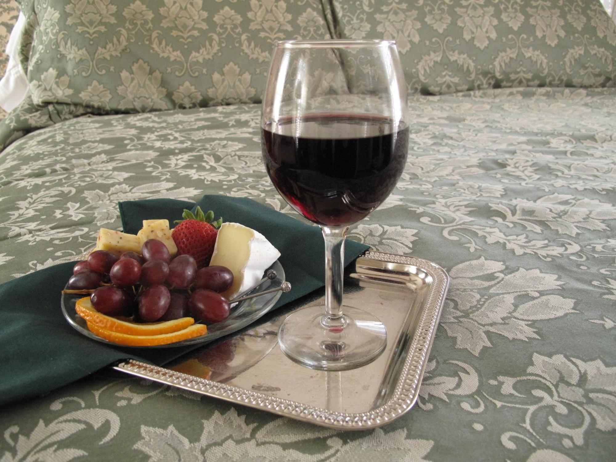 The Bacchus Inn Bed & Breakfast Кейп Мей Стая снимка
